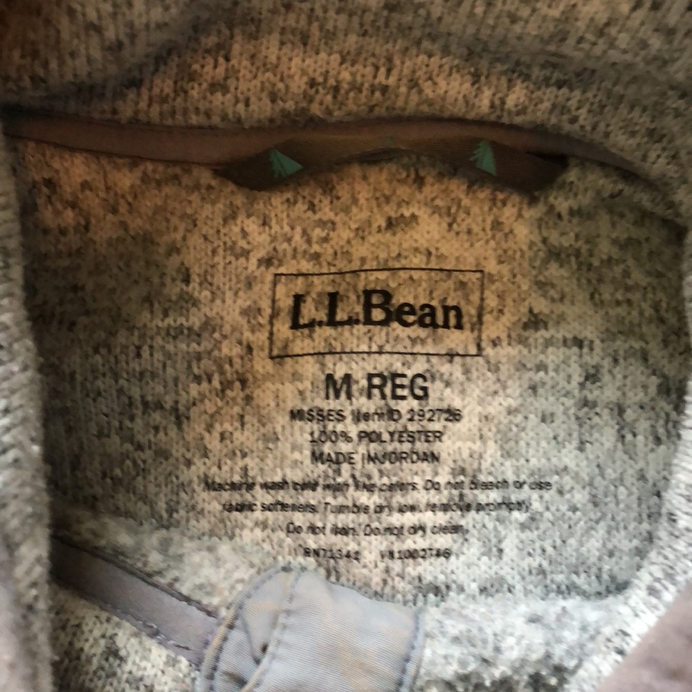 L.L. Bean pullover 1/4 button sweatshirt medium - Picture 3 of 4